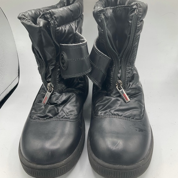 “OLANG” WITH INTEGRATED ICE GRIPS  Black Winter Ankle Boot. - Picture 3 of 15